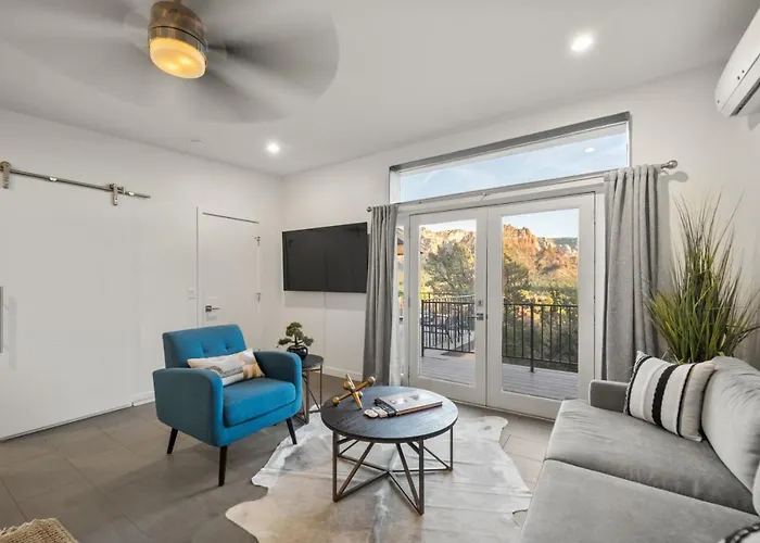 Ferienhaus Stunning Views Uptown With Hot Tub Gym And Fire Pit