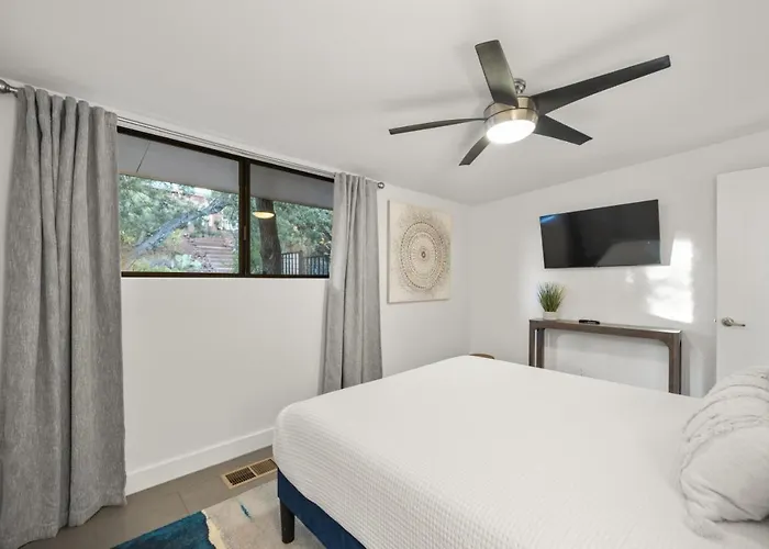 Stunning Views Uptown With Hot Tub Gym And Fire Pit * Sedona
