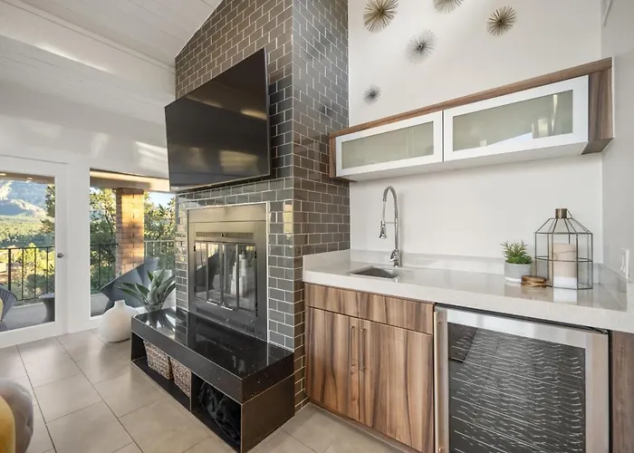 Ferienhaus Stunning Views Uptown With Hot Tub Gym And Fire Pit *