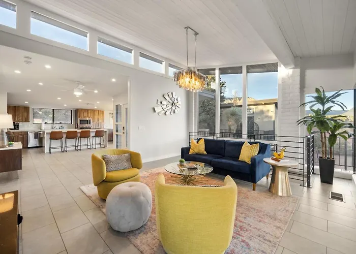 Ferienhaus Stunning Views Uptown With Hot Tub Gym And Fire Pit *